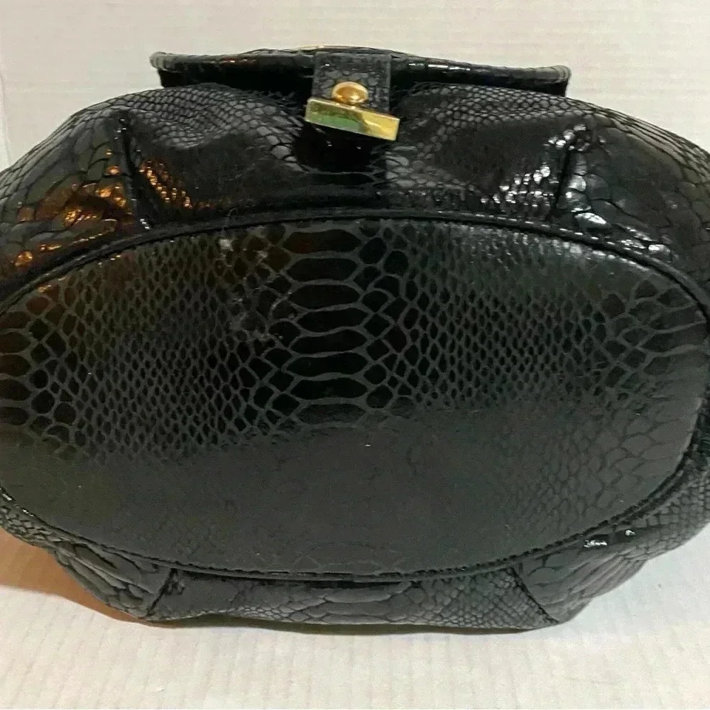 Michael kors snakeskin leather snakeskin embossed satchel handbag